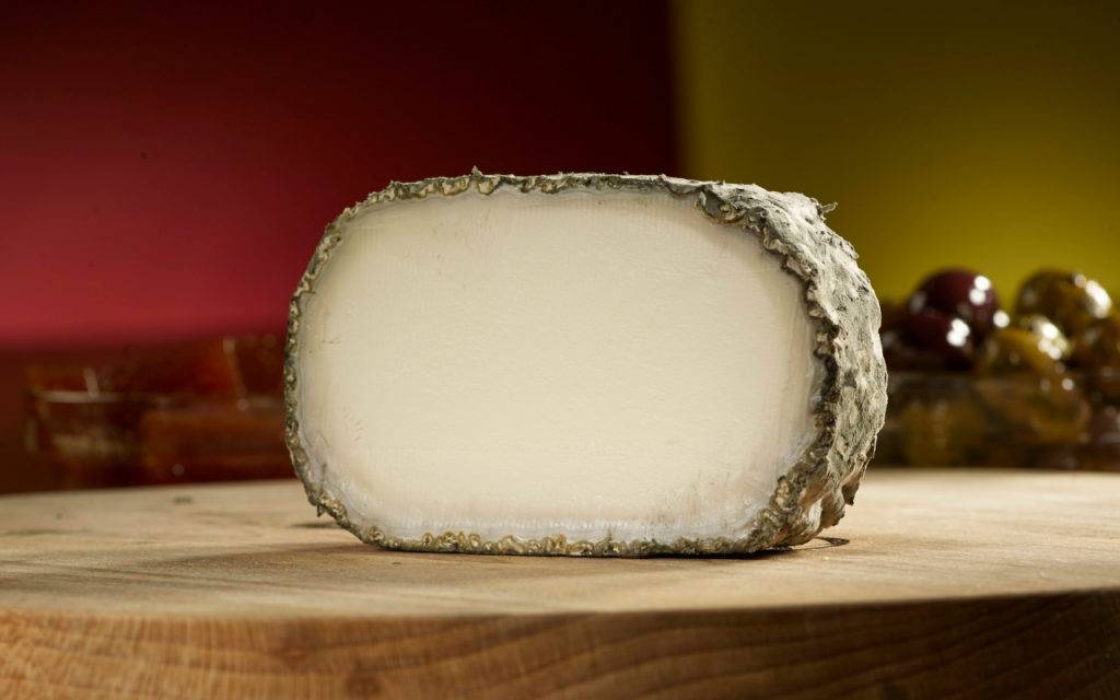 Monte Enebro cheese