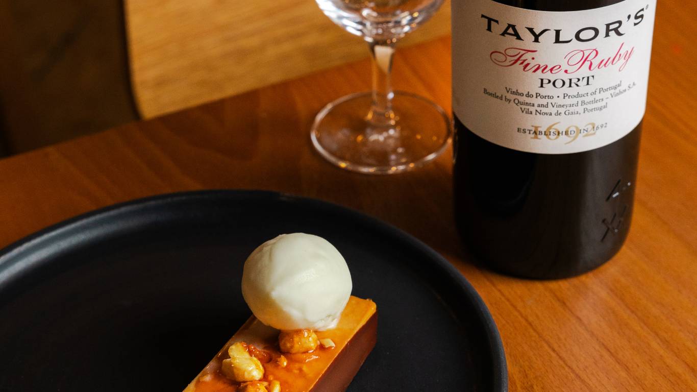 Chocolate and hazelnut dessert paired with type of fortified wine