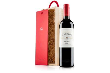 Argentinian-Malbec-in-Wooden-Gift-Box